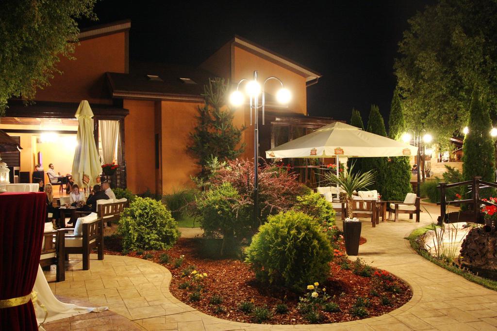 Rixo'S Guesthouse Circea Luaran gambar