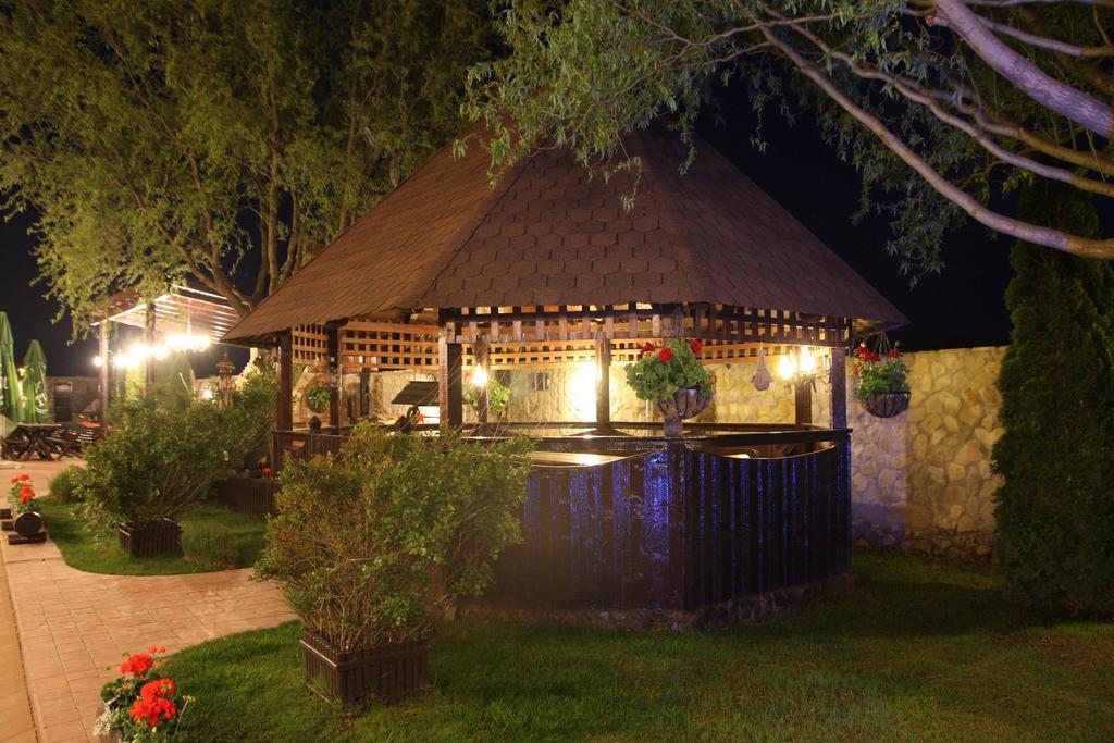 Rixo'S Guesthouse Circea Luaran gambar