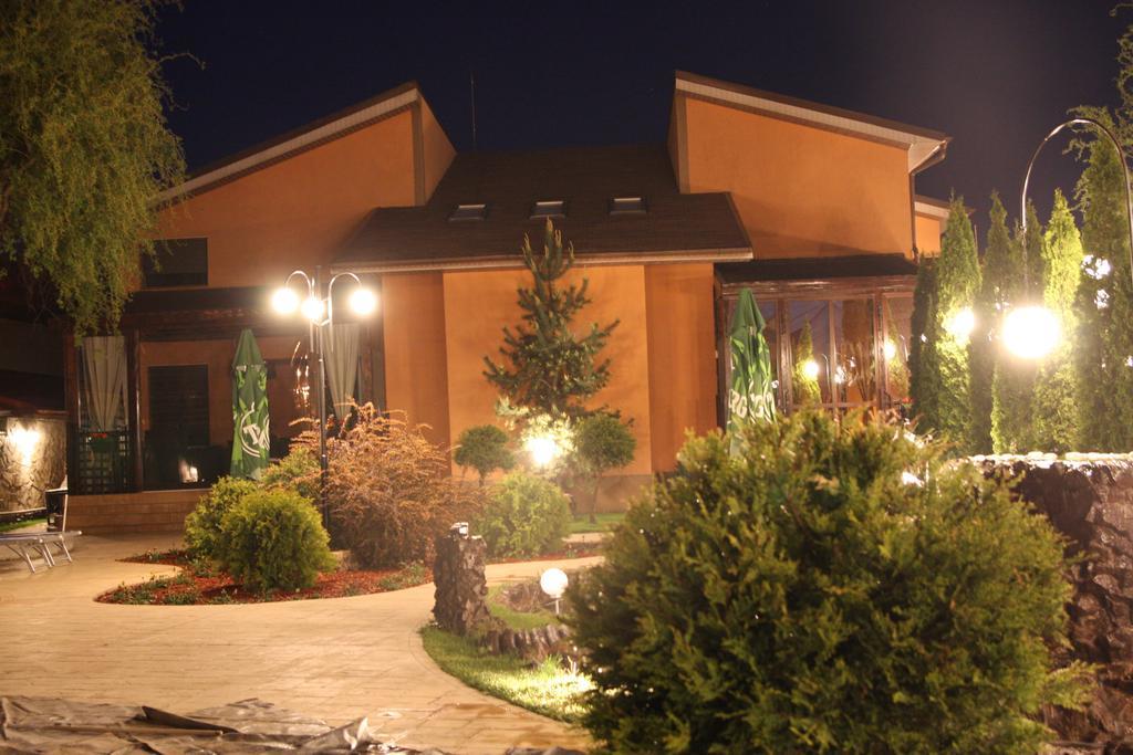 Rixo'S Guesthouse Circea Luaran gambar