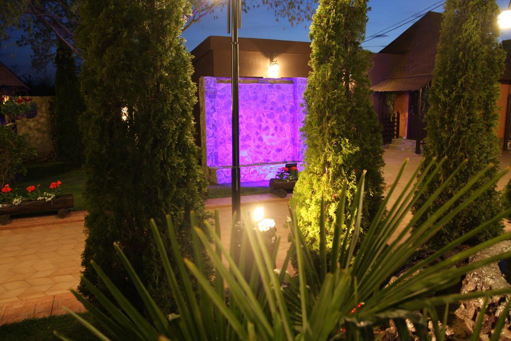 Rixo'S Guesthouse Circea Luaran gambar
