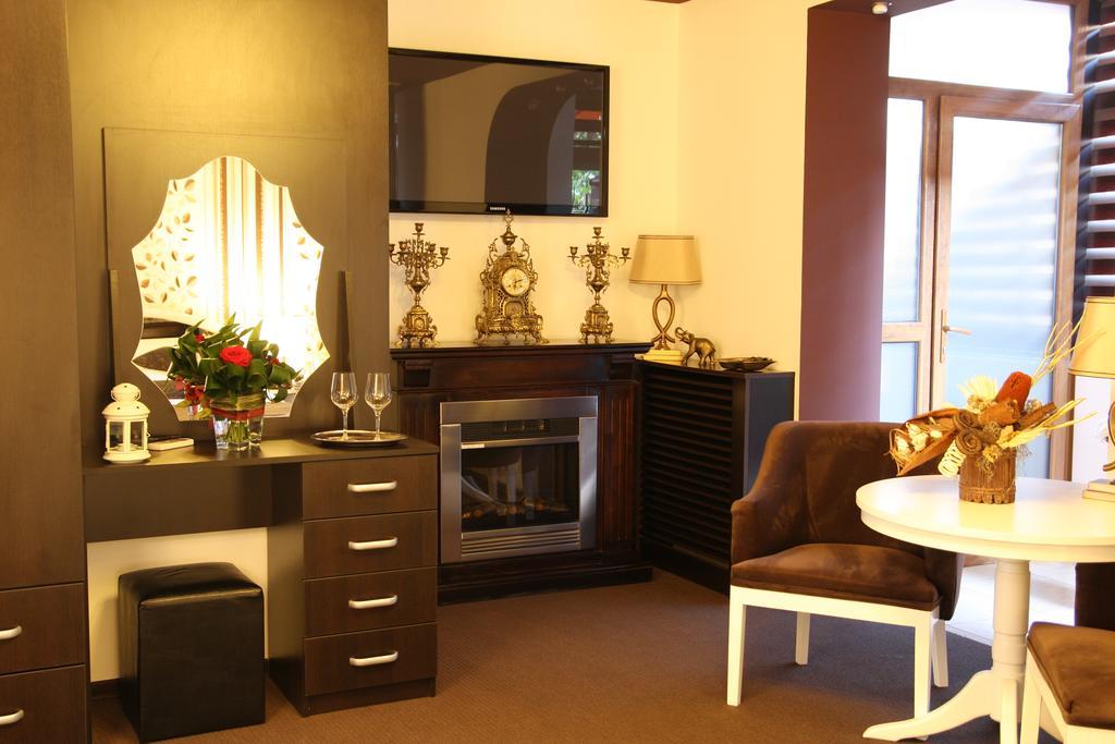 Rixo'S Guesthouse Circea Luaran gambar