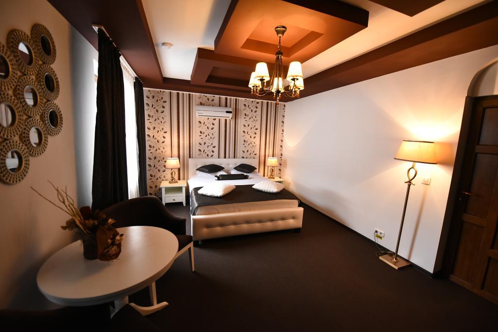 Rixo'S Guesthouse Circea Luaran gambar